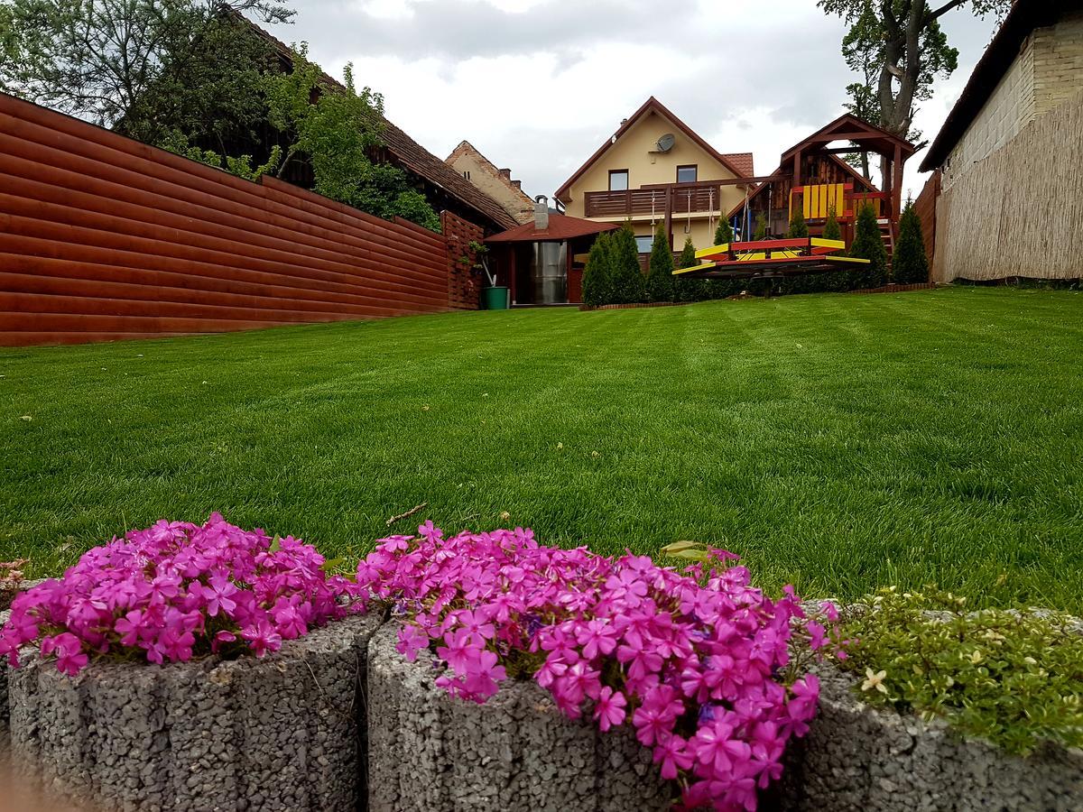 Villa Lienka Bešeňová Exteriér fotografie